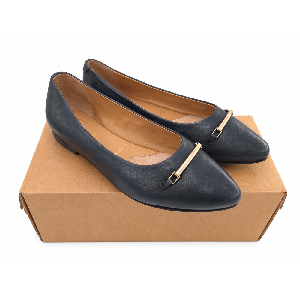 Trotters Everly Flats Women 7.5 WIDE Navy Leather Pointed Toe Slip On Shoes